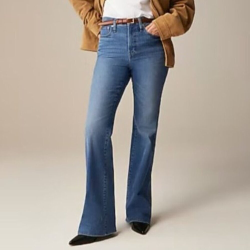 NWT J.Crew Womens Sz 30 High-Rise Bootcut Jean in 2003 Super-Stretch Flared 33"L